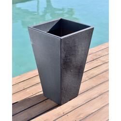 Pot de fleurs haut en résine anthracite aspect STONE - Hauteur 70 cm - OOGarden