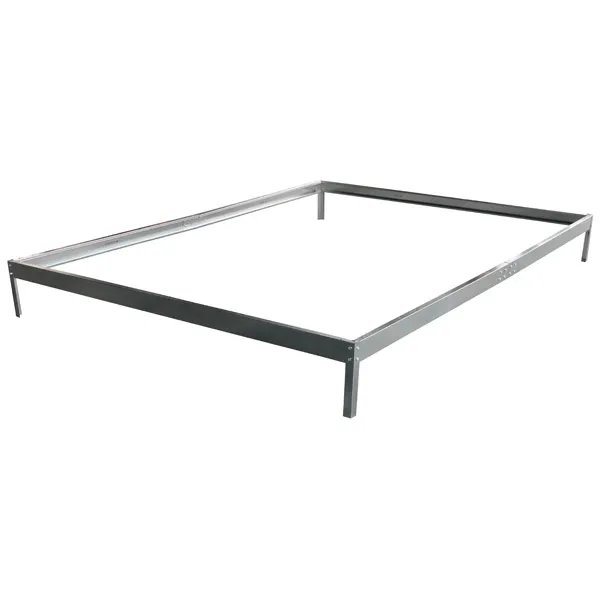 Embase pour serre polycarbonate 4,8m2