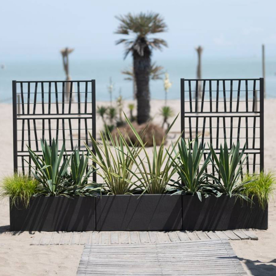 Bac  fleurs rectangulaire Graphite avec treillis | OOGarden