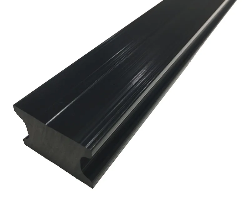 Lambourde en rÃ©sine pour lame de terrasse composite 4 x 2,5 x 240cm