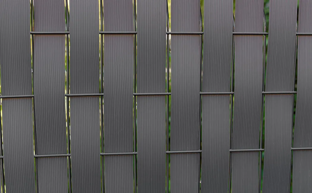 Kit occultation 50m PVC pour grillage rigide et clips inclus   Gris