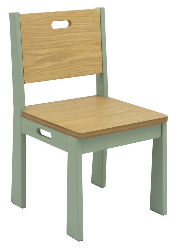 Lot 2 Chaises en bois peintes