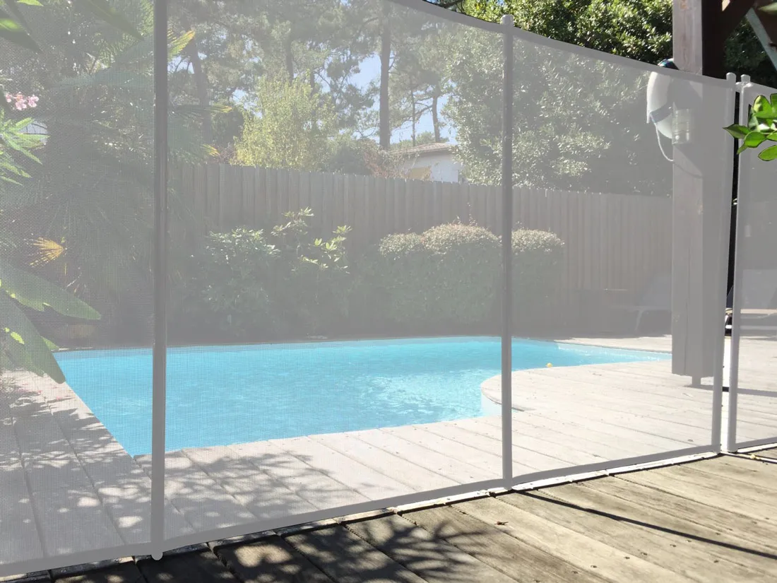 BarriÃ¨re de sÃ©curitÃ© grise souple pour piscine   Longueur au choix