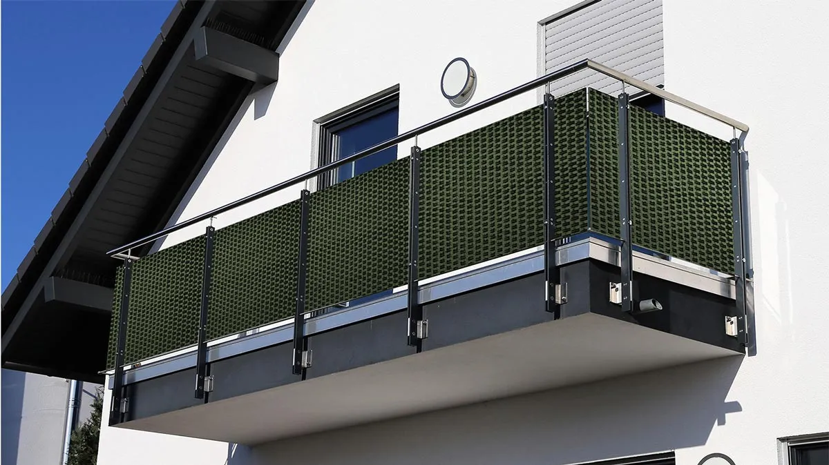 Brise vue en rÃ©sine tressÃ©e vert L 3m x H. 1m