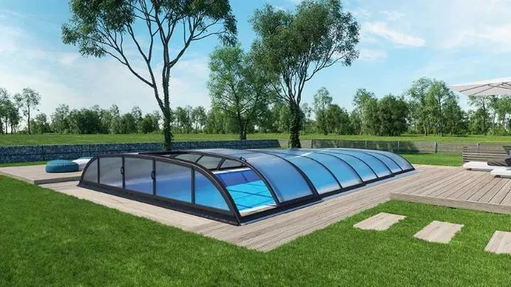 Abri de Piscine TÃ©lescopique DALLAS  8x4m    Bas Polycarbonate