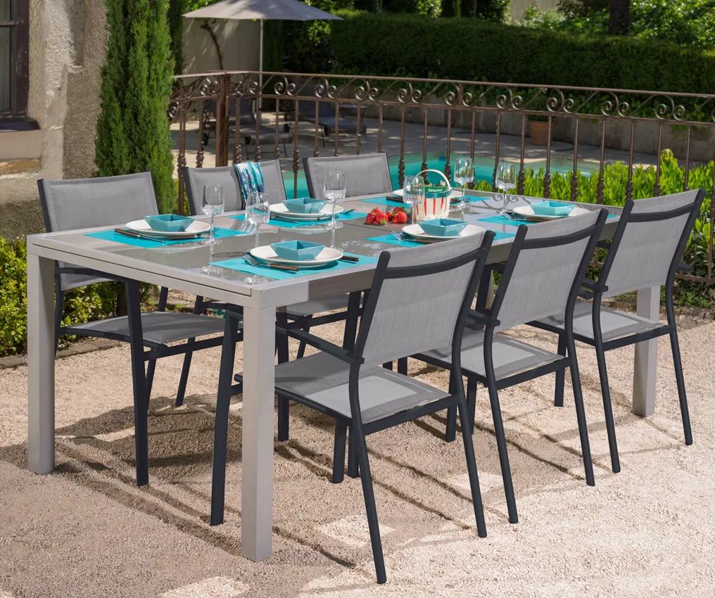 Salon de jardin: Table AJACCIO 2 3M et 6 fauteuils TUNIS gris
