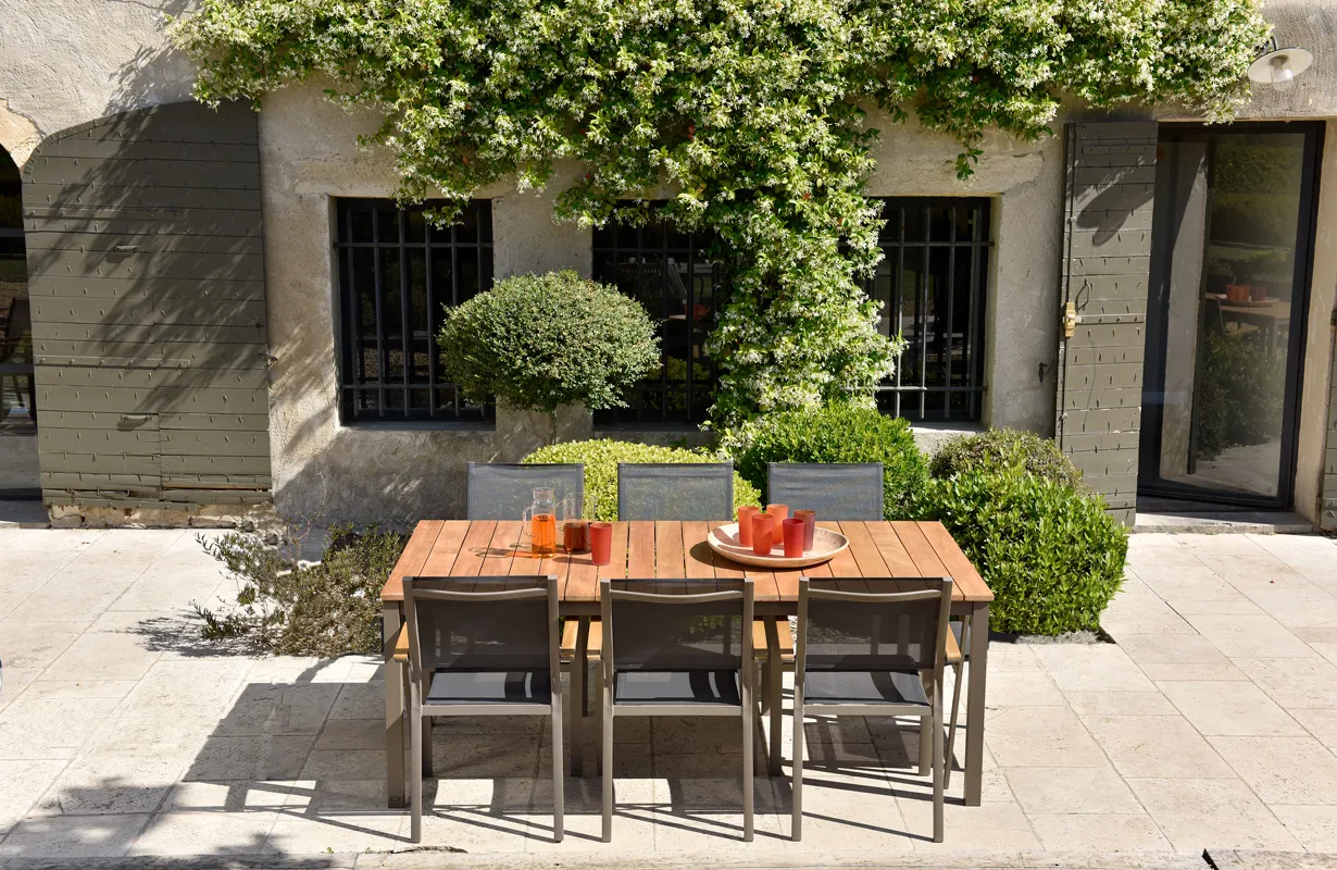 Salon de jardin MARBELLA 2 m et 6 Fauteuils Figueras
