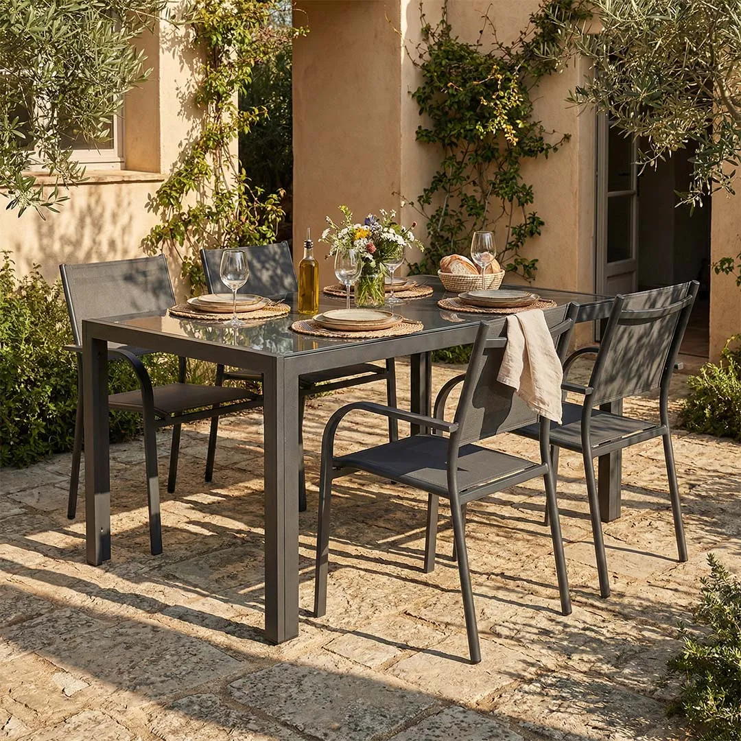 Salon de jardin: Table PALERME 150CM et 4 fauteuils BILBAO anthracite